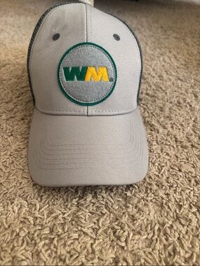 NWOT exclusive limited edition Waste Management Gray Logo Patch Baseball Cap